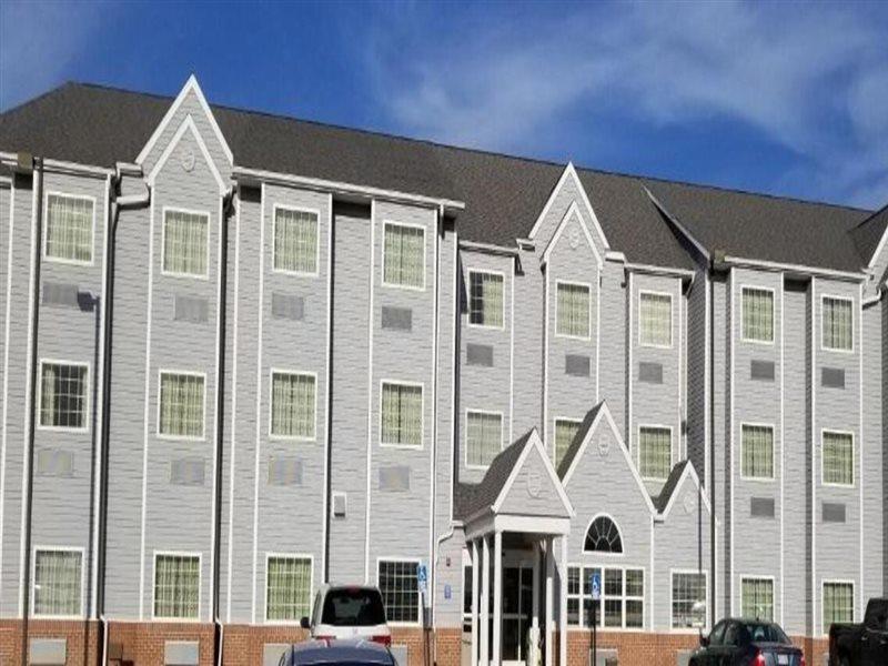 Microtel & By Wyndham 2*